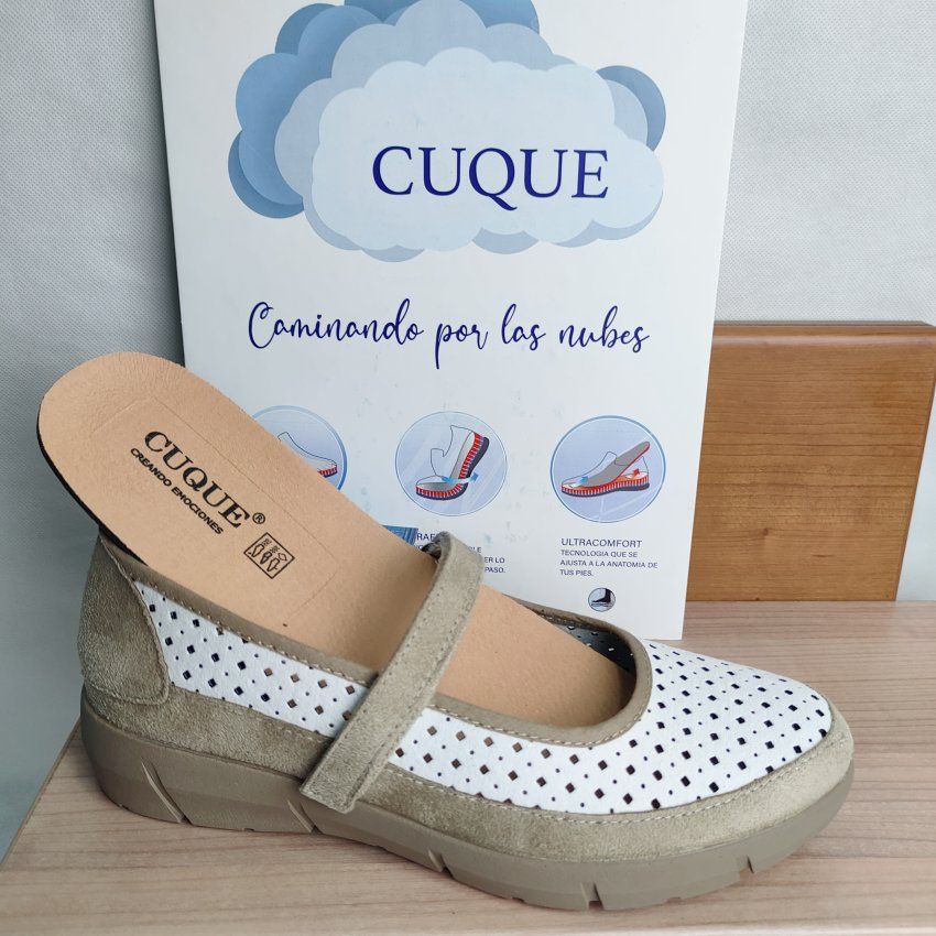 Merceditas Confort Mujer CUQUE 260 Vegano Blanco Picado con Velcro – Memory Foam