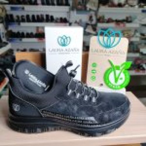 Laura Azaña 26610 – Deportivo casual vegano con cordón elástico y piso antideslizante   VICKY Zapatos