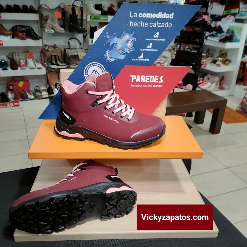 BOTA PAREDES DE TREK LAUREL LT22519 CON WATERPROOF Nueva Colección de Mujer Otoño Invierno 22 Madrid