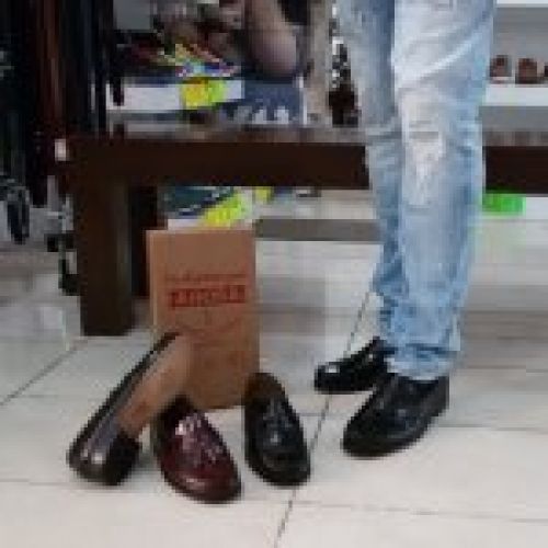 Zapato Castellano de Antifaz con Suela de Cuero y Cosido a Mano