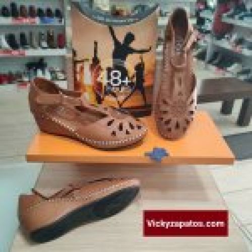 Sandalia de Piel  en Cuña Puntera y Talón Cerrado 48+Hours 314001 Hechas en España