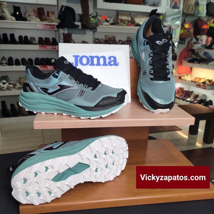 Deportiva de Trail JOMA Modelo SHOCK MEN 2417 MARCA ESPAÑA En Coslada
