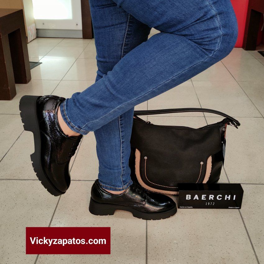 Zapato Blucher en Piel Charol Grabada BAERCHI 52250 HECHOS EN ESPAÑA Coslada
