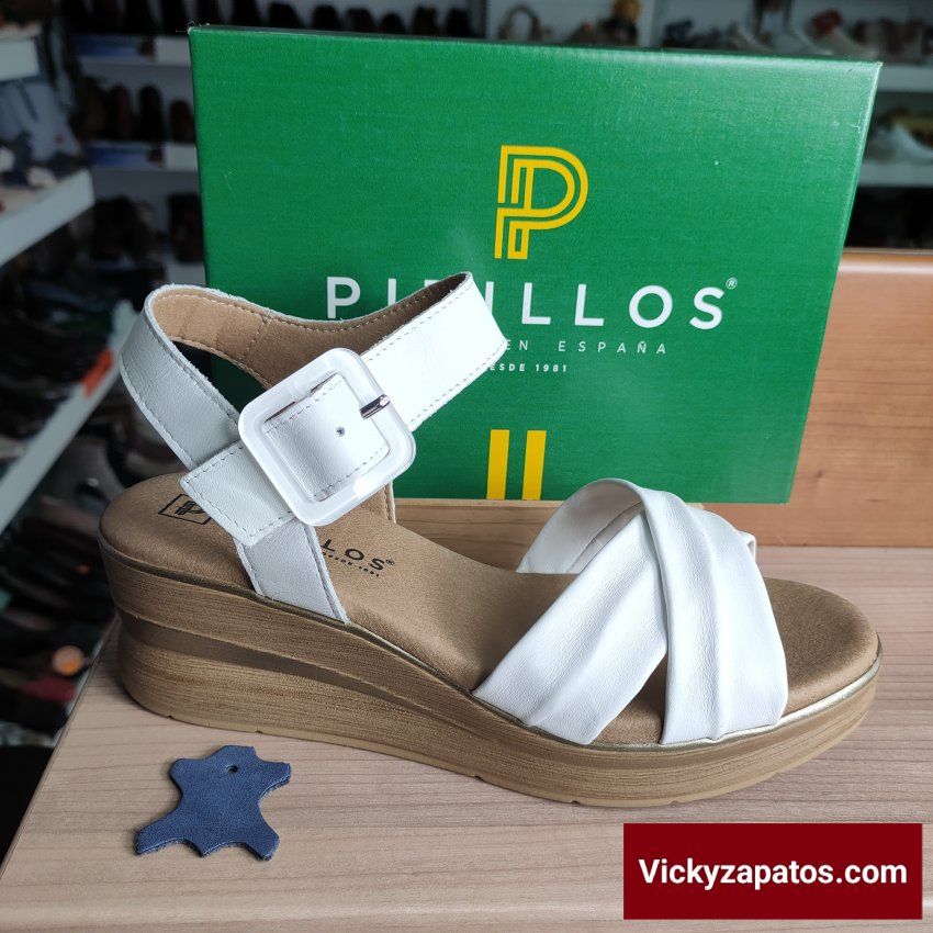 Sandalia de Piel con Hebilla Ajustable PITILLOS 10352 Hecho en España