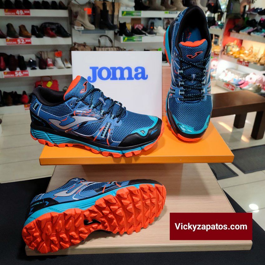 Deportiva de Trail JOMA Modelo SHOCK MEN 2217 MARCA ESPAÑA En Coslada