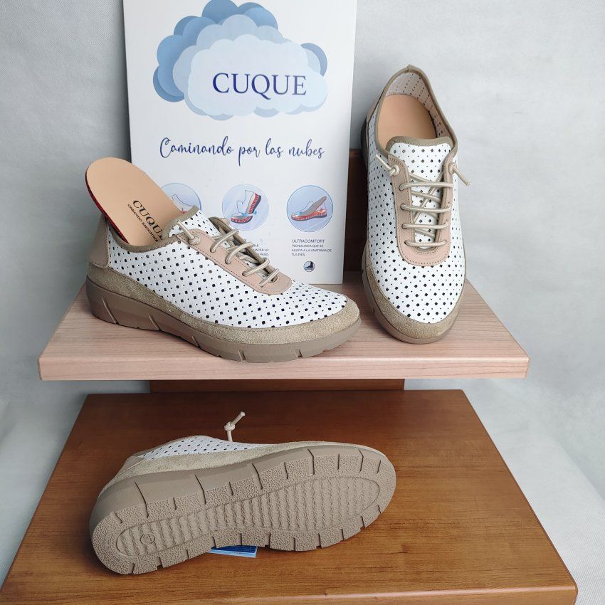 Deportivo Confort Mujer CUQUE 298 Vegano Blanco Picado con Detalles Taupe – Memory Foam