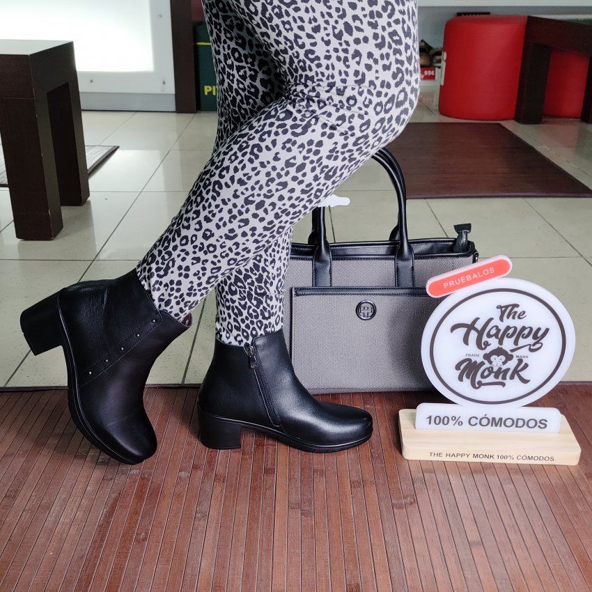 The Happy Monk Urban 01 – Botín casual de mujer en piel con tacón medio y tachuelas   VICKY Zapatos