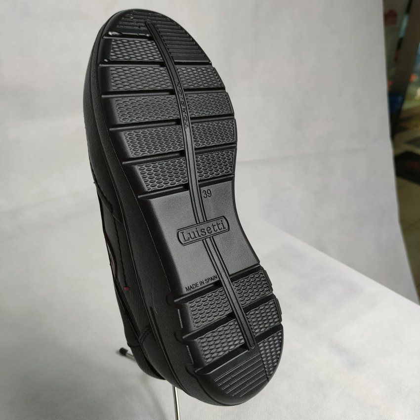 Luisetti 310110– Zapato mocasín confort de piel color negro | VickyZapatos