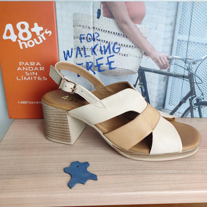Sandalia Vestir Mujer 48+Hours Piel Beige y Nacarado – Tacón Medio con Plataforma