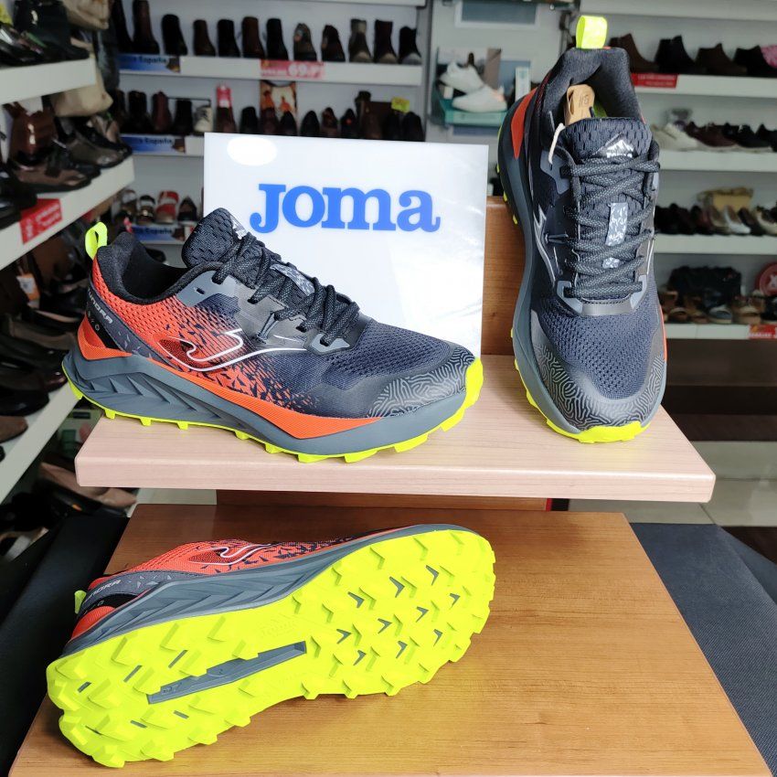 Joma Tundra Men 2501 – Deportiva de trail en negro combi con máxima adherencia   Vicky Zapatos