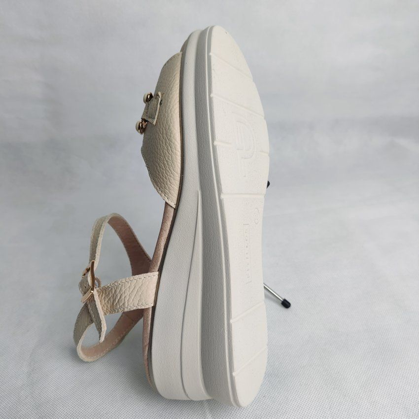 Sandalia Vestir Mujer PITILLOS 11062 Piel Blanca/Crema con Cadena – Cuña Media y Plataforma