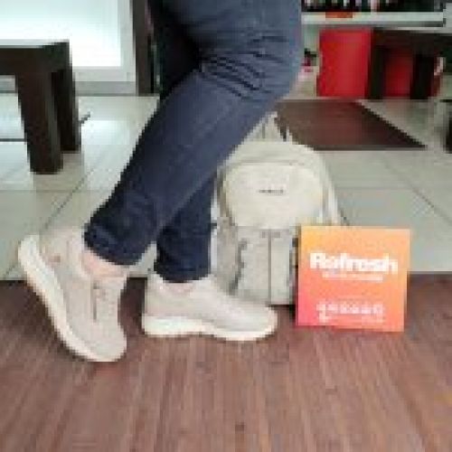 Refresh 172938 – Deportivo casual vegano de mujer en beige con cuña y memory foam   VICKY Zapatos