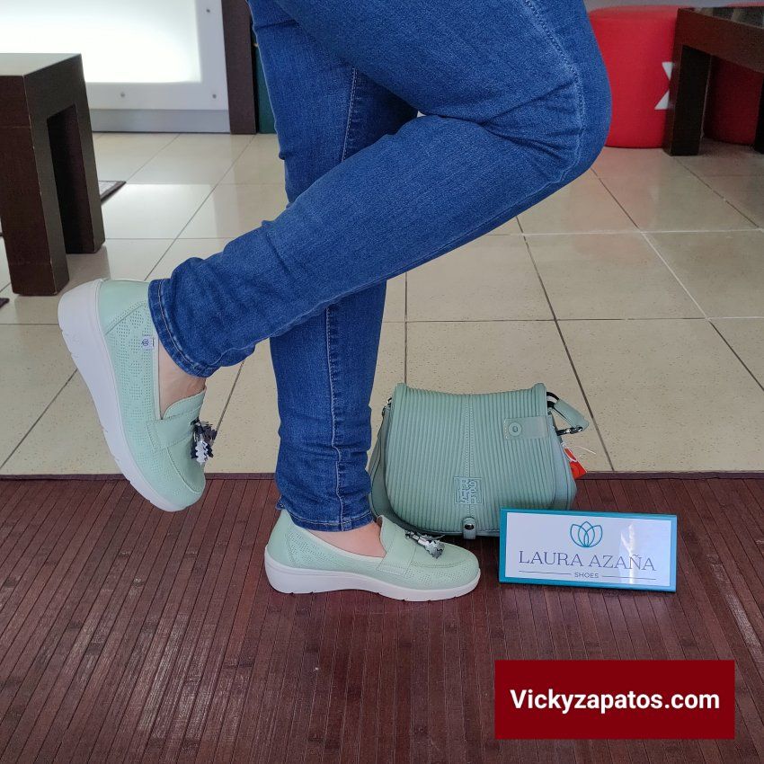 Mocasín en Piel Grabada LAURA AZAÑA 26818 Hechos en España Primavera Verano 24 Coslada