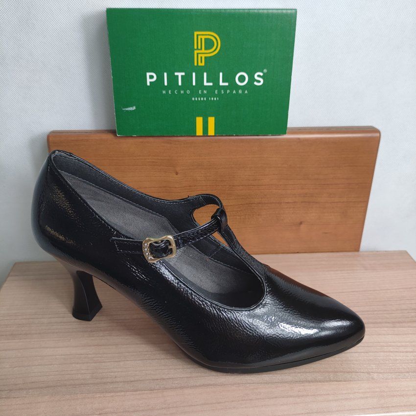 Salón Mujer PITILLOS 30534 GILDA en Piel Charol Negro con Trabilla