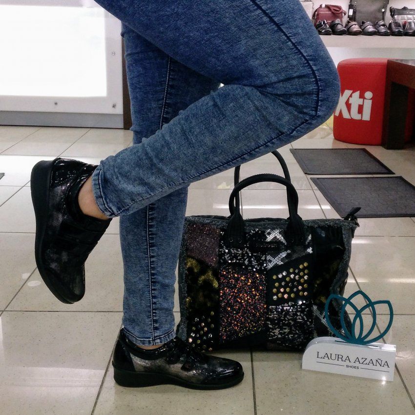 Zapato Confort de Velcro Laura Azaña Otoño 2020 Coslada