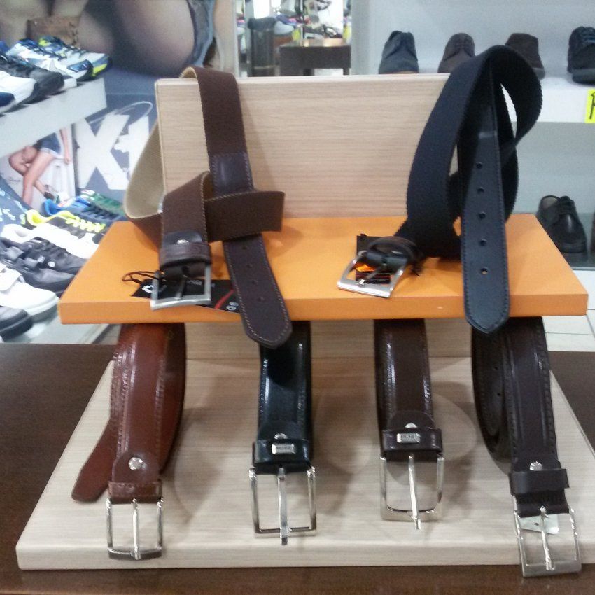 Cinturones en Piel de Caballero