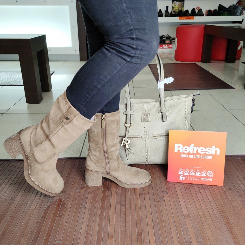 Refresh 173040 – Bota de mujer vegana en beige con tacón ancho y plataforma   VICKY Zapatos