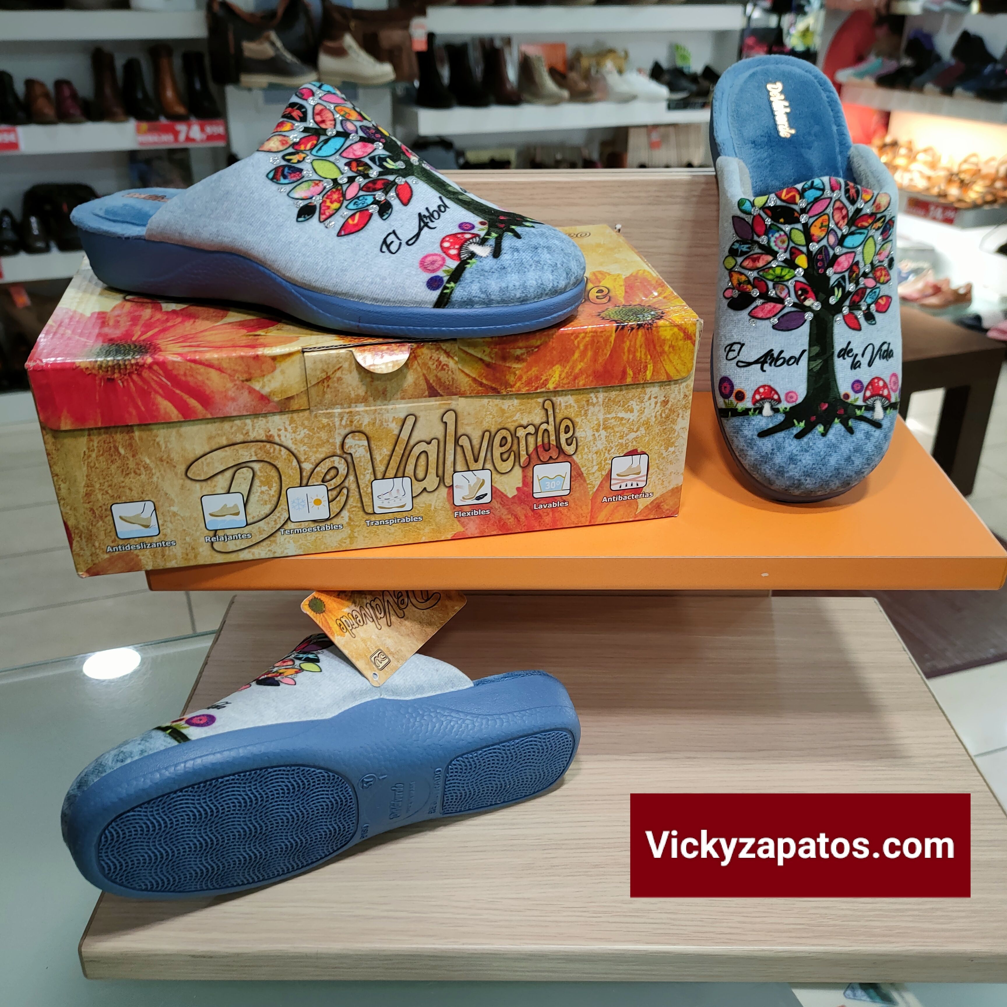Zapatilla con Serigrafia y Bordado del Arbol de la Vida DeValverde 1135 Hechas en Espana Calzados VIcky