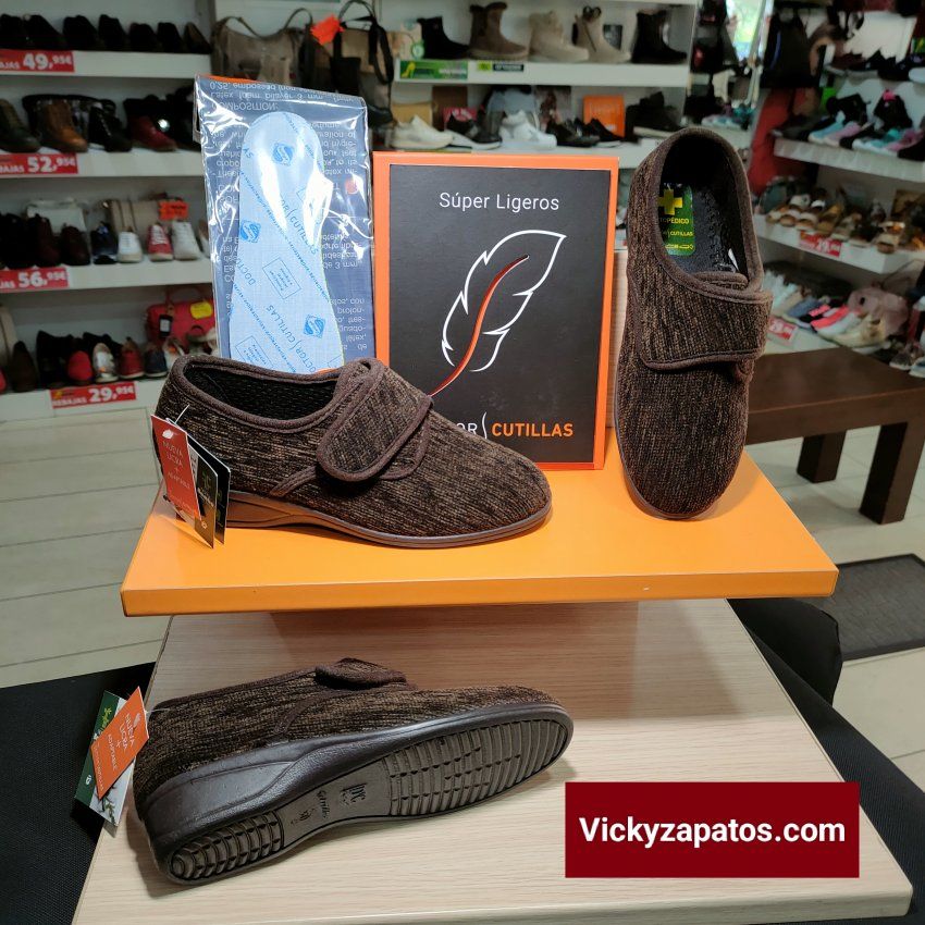 Zapatilla en Textil Bambú De Velcro Con Plantilla Extraíble y Piso Confort DOCTOR CUTILLAS 773A Hecho en España Coslada