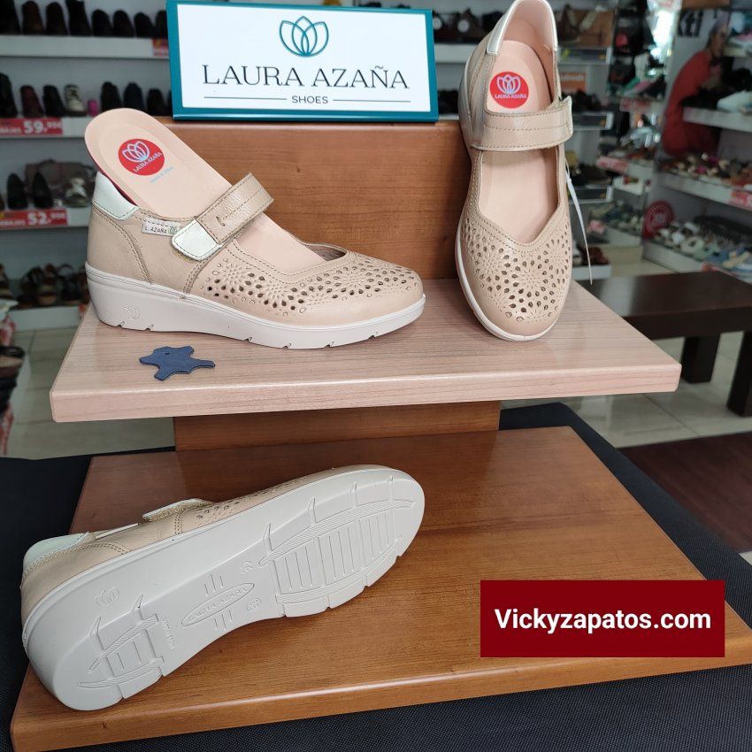 Merceditas Casual de Piel Troquelada LAURA AZAÑA 26814 Hechas en España Coslada