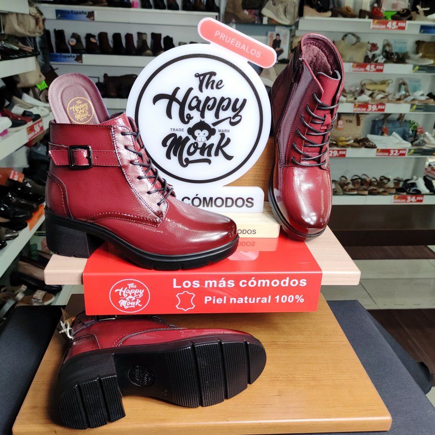 The Happy Monk Madrid 03 – Botín casual de mujer en piel charol burdeos con tacón medio y hebillas   VICKY Zapatos