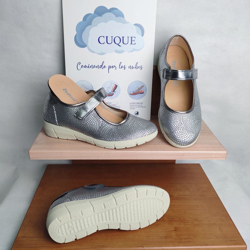 Merceditas Confort Mujer CUQUE 210 Vegano Plomo Grabado con Velcro – Memory Foam