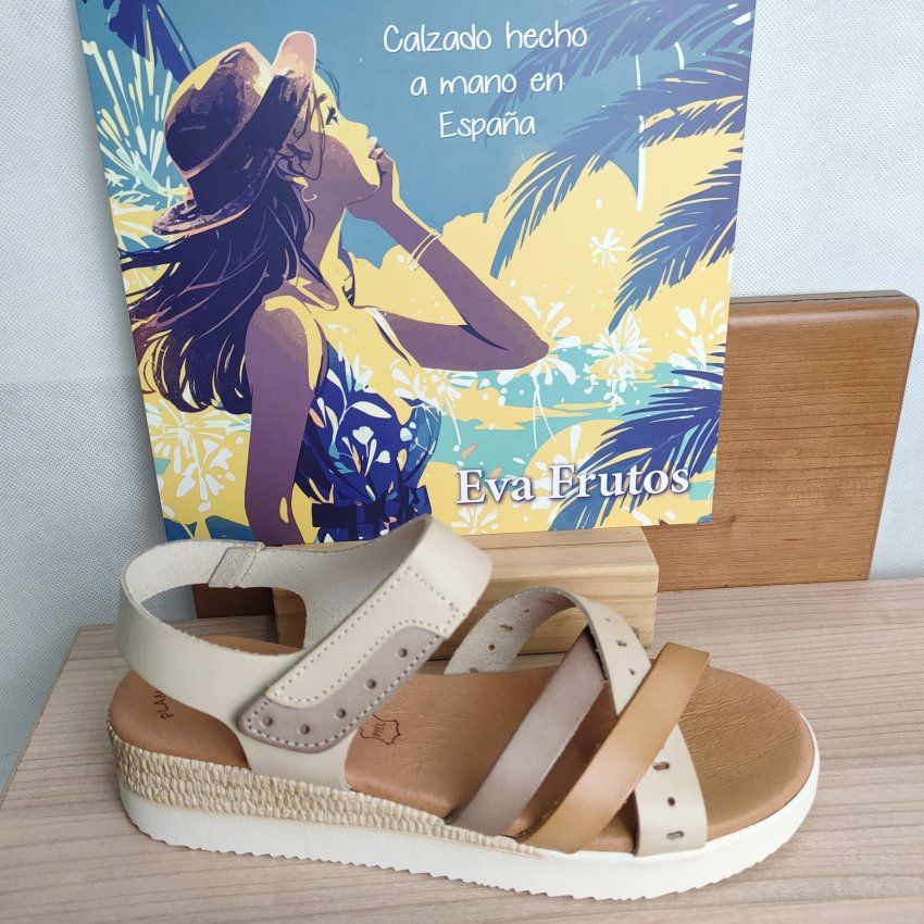 Sandalia en Piel con Planta de Gel EVA FRUTOS 4238 Cuña Baja Hecha en España