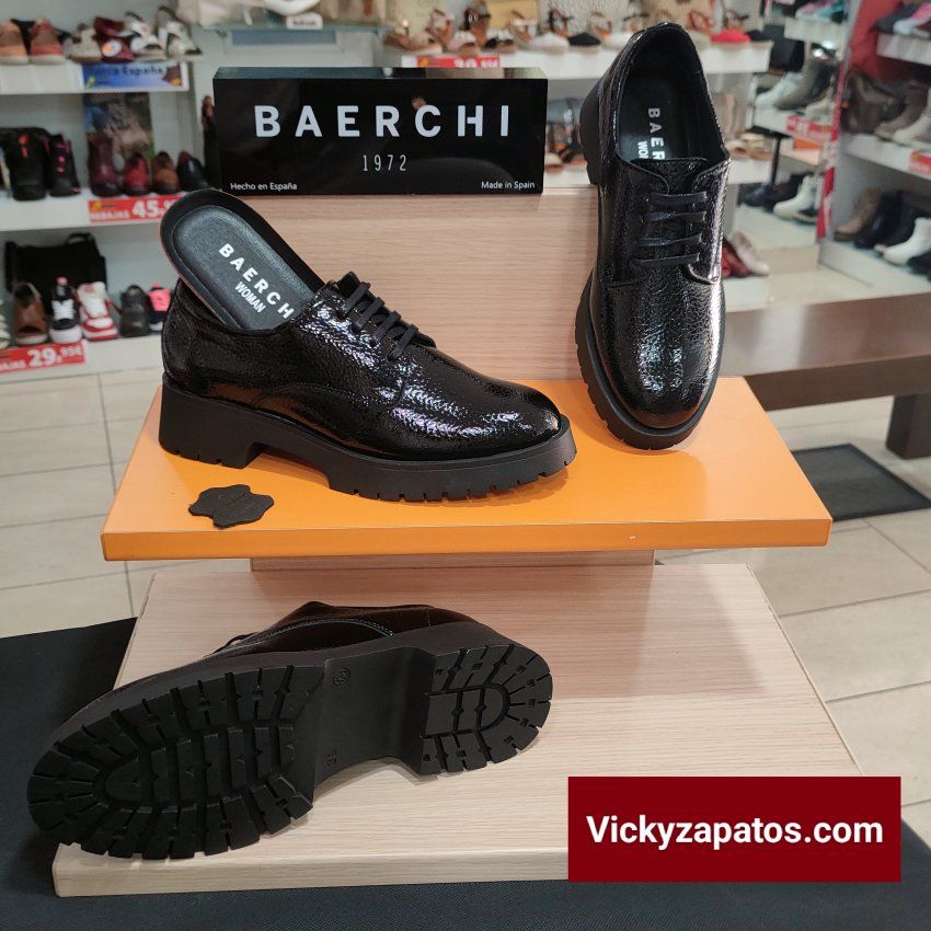 Zapato Blucher en Piel Charol Grabada BAERCHI 52250 HECHOS EN ESPAÑA Madrid