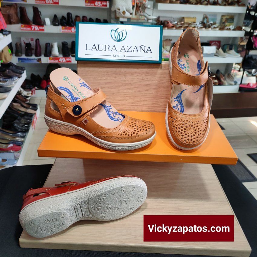 Merceditas Casual de Piel Troquelada LAURA AZAÑA 11898 Hechas en España Coslada