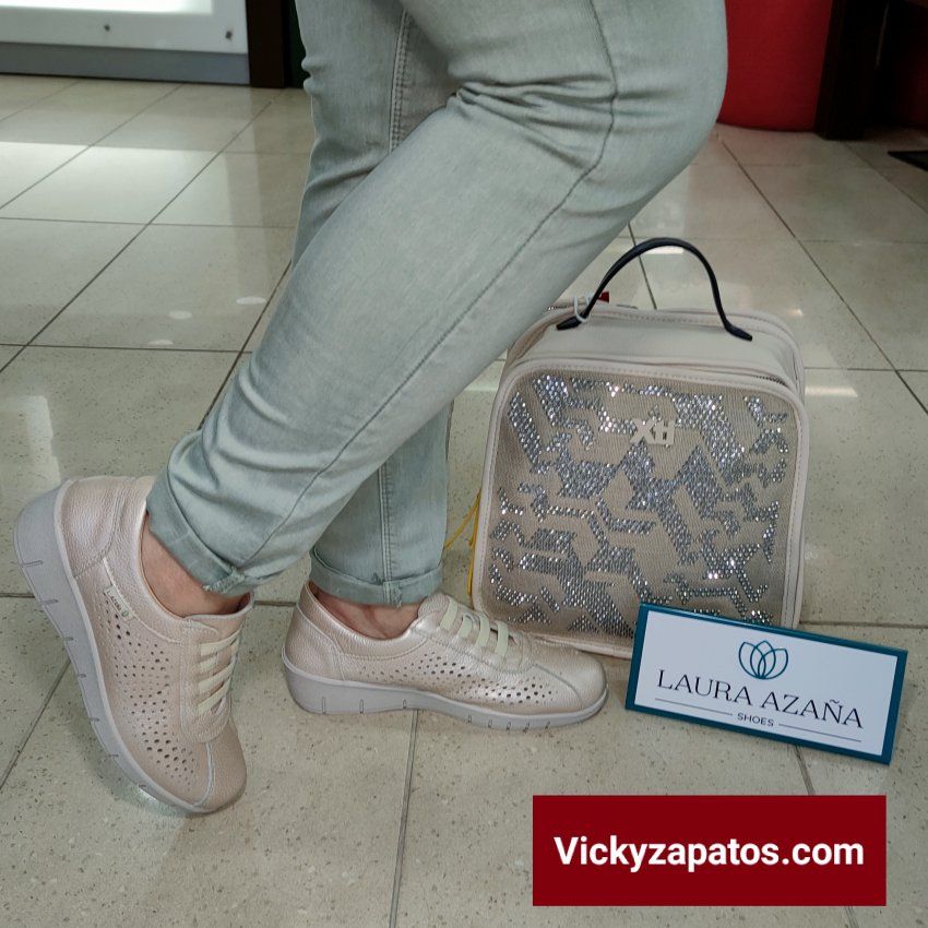 Deportivo Casual de Piel Troquelada Buen Precio LAURA AZAÑA 17189 Hechas en España Coslada