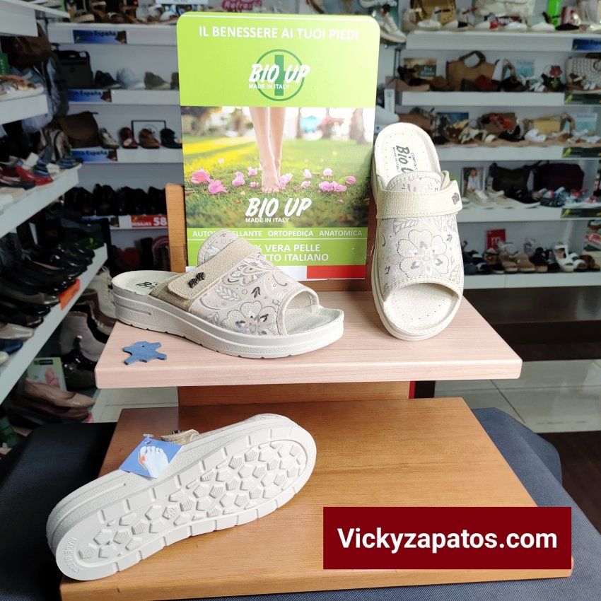 Zueco en Piel y Licra Especial Pies Delicados BIO UP 1716 Ya en Calzados VICKY Coslada