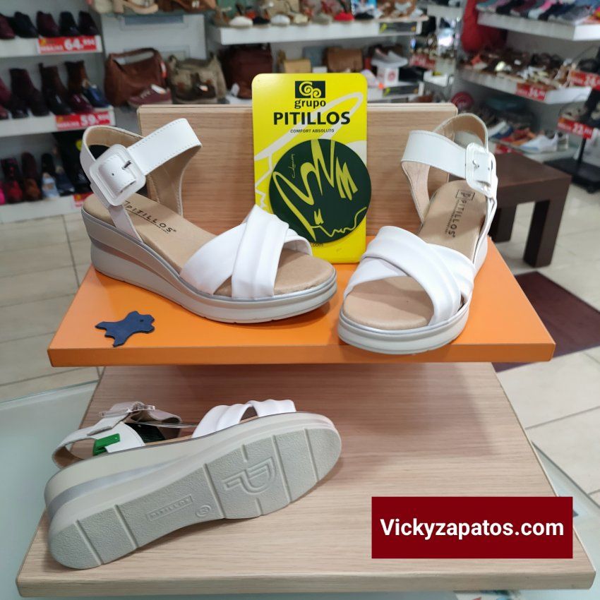 Sandalia de Piel con Hebilla Ajustable PITILLOS 5615 Hecho en España