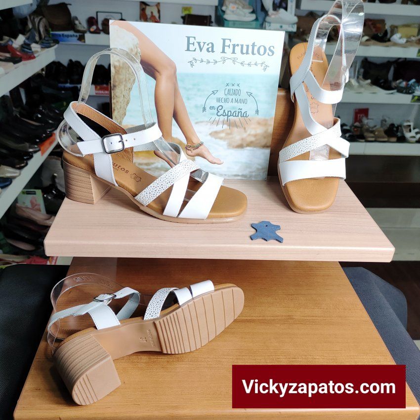 Sandalia en Piel y Planta de Gel EVA FRUTOS E25 Tacón Medio Hechas en España