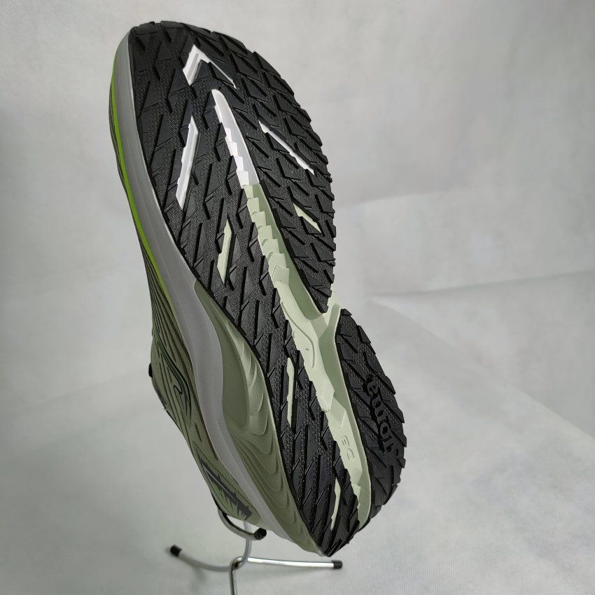 Zapatillas Running Hombre JOMA VICTORY 7 2615 Verdes – Ligeras y Transpirables