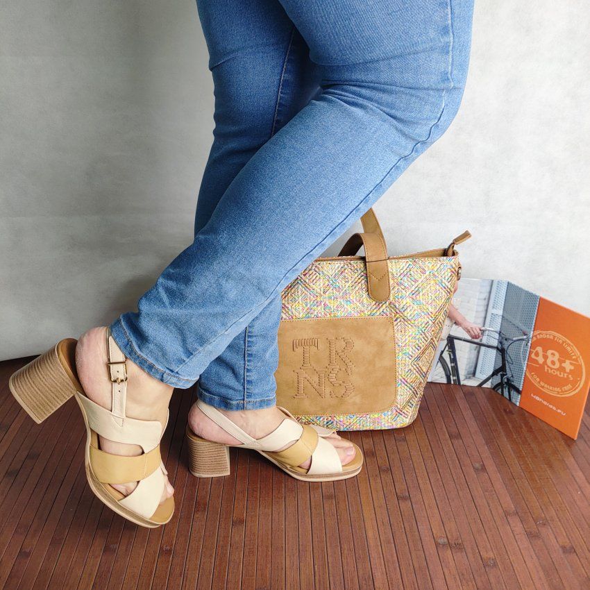 Sandalia Vestir Mujer 48+Hours Piel Beige y Nacarado – Tacón Medio con Plataforma