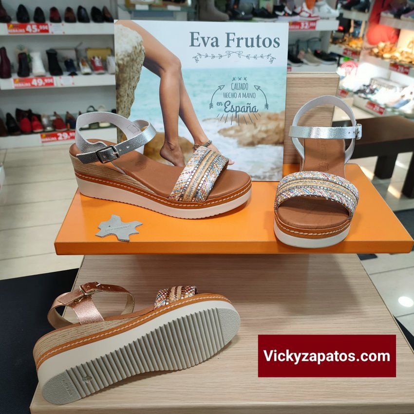 Sandalia en Piel y Cuña con Planta de Gel EVA FRUTOS E137 Hechas en España Coslada
