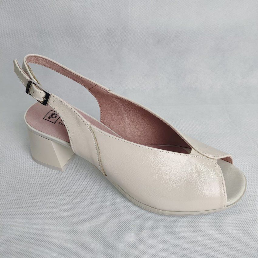 Sandalia PITILLOS 11212 de Charol Crema Tacón Medio Hecha en España