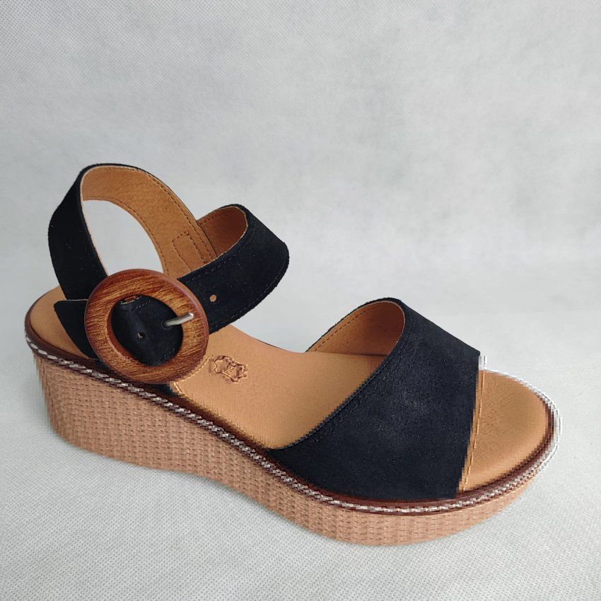 Sandalia en Piel Afelpada EVA FRUTOS 6509 con Planta de Gel y Cuña Media Hechas en España