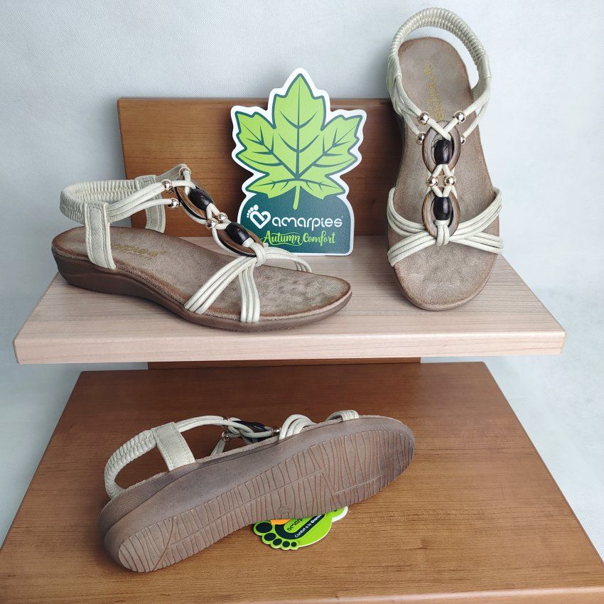 Sandalia Confort Mujer AMARPIES Tiras Elásticas Étnicas con Detalles en Madera – Ligera y Transpirable