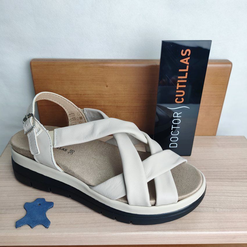 Sandalia Confort Mujer DOCTOR CUTILLAS 37150 Piel Beige Cuña con Plataforma – Plantilla Extraíble