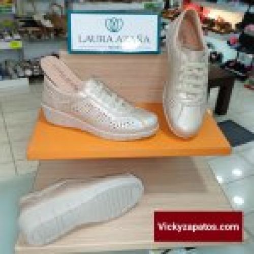 Deportivo Casual de Piel Troquelada Buen Precio LAURA AZAÑA 17189 Hechas en España Coslada