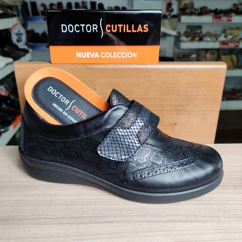 Doctor Cutillas 43531 – Zapato de mujer ancho especial con velcro y plantilla extraíble   VICKY Zapatos