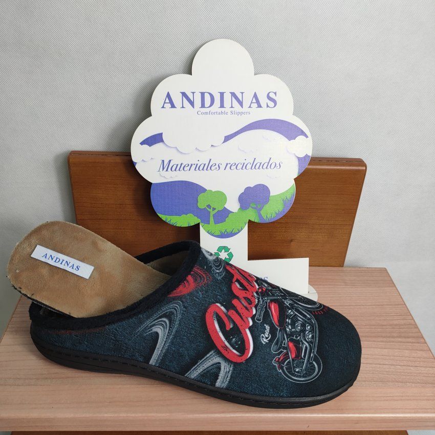 Zapatilla de Casa Hombre ANDINAS 711 MOTO Negra con Diseño Moto Custom