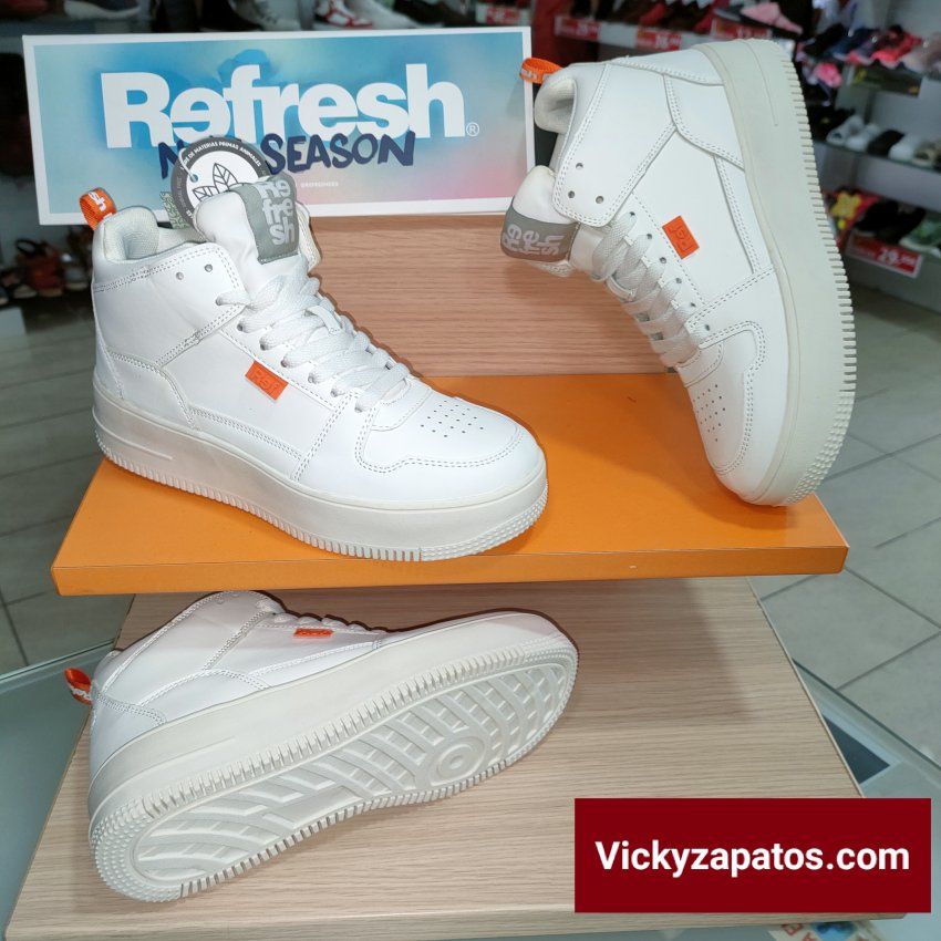 Bota Deportiva Nueva Colección REFRESH 79239 Moda VEGANA
