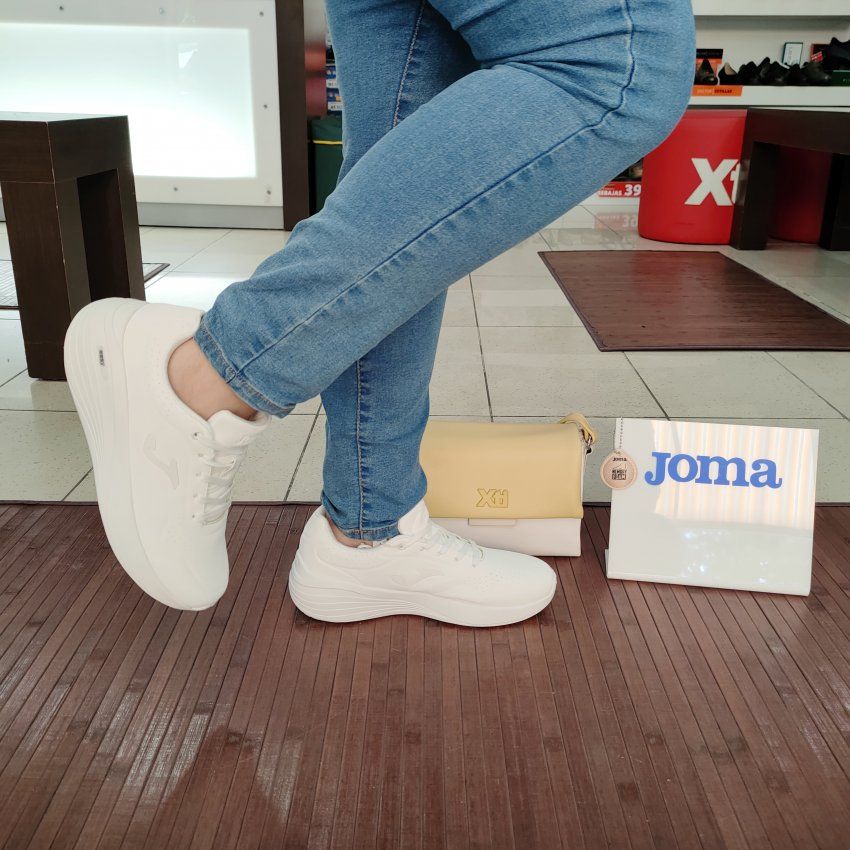 Zapatillas Casual Mujer Blancas – JOMA Memory Foam Confort Marca España de CALZADOS VICKY en COSLADA, Madrid. Consulte nuestro catálogo con una gran