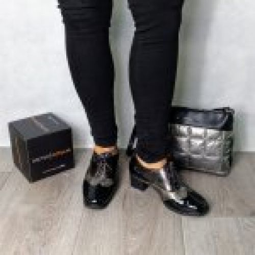 Zapato de Cordón En Lycra Con Tacón en Coslada