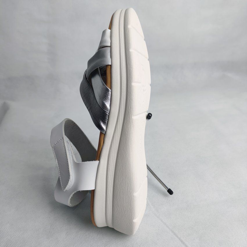 Sandalia Confort Mujer PITILLOS 11290 Cuña Media Blanca con Velcro – Piel Napa y Metalizada