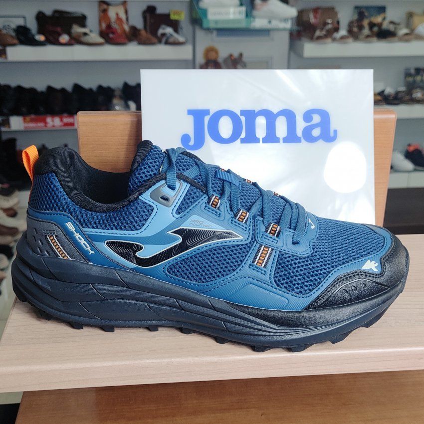 Zapatillas trail para hombre modelo Shock Men 2512 en color petróleo, de la marca JOMA. Diseñadas en España, ideales para marchas, senderismo o correr en terrenos mixtos (campo y ciudad).