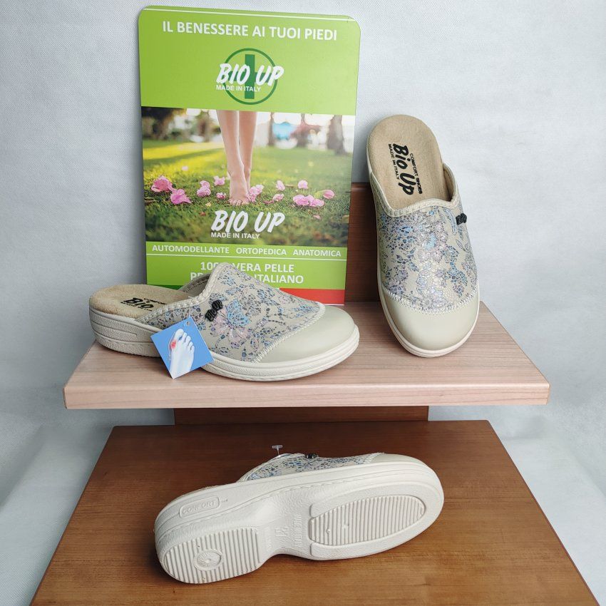 Zueco Confort Mujer BIO UP 553 Licra Adaptable Beige Floral – Memory Foam Antideslizante