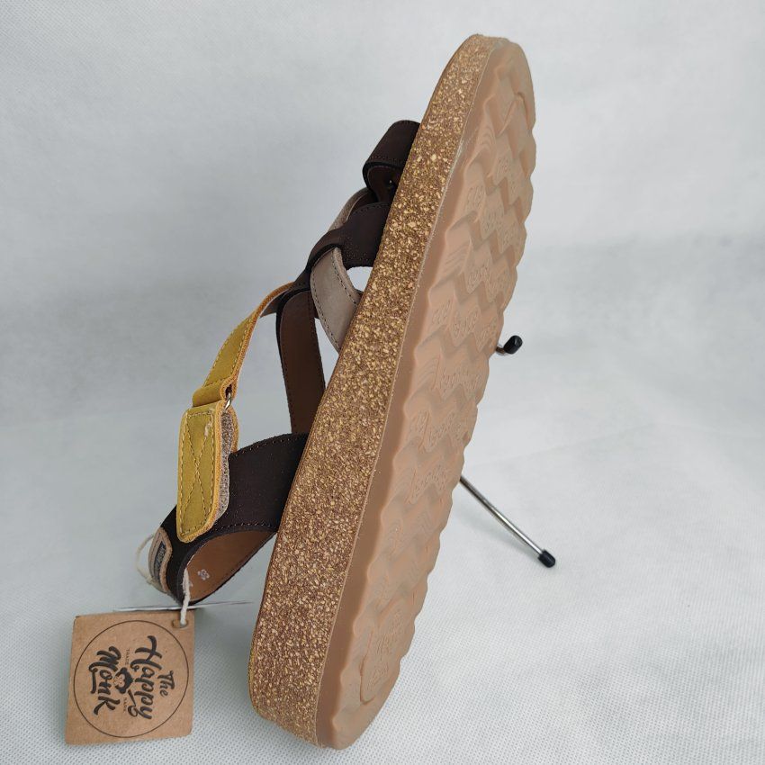 Sandalia BIO Mujer THE HAPPY MONK Formentera 05 Piel Nobuck Mostaza – Tiras Cruzadas y Velcro
